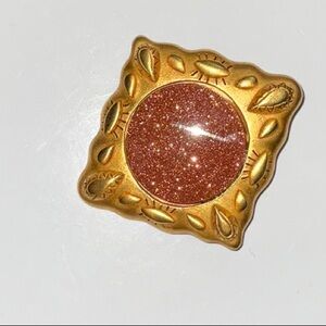 GJD Ginnie Johansen Danson Sunstone-Look Gold-Tone Pin Brooch